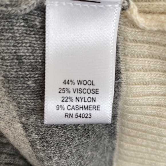 Y2K Banana Republic Cashmere Blend Striped Sweater. Size XS - Picture 4 of 9